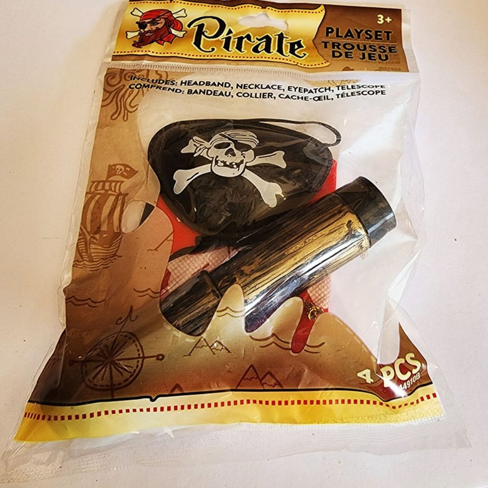 44910B - Pirate Playset: Headband, Necklace, Eyepatch, Telescope